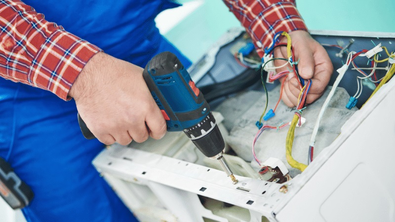 Kızılcahamam İtimat İtimat çamaşır makinesi kart tamiri – Su almama arızası orijinal parça ile giderildi. - Teknik servis örneği